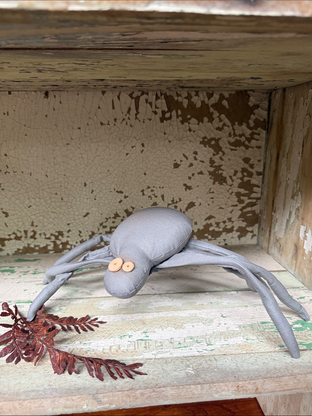 🕷️ Gray Spider W/Bendable Legs Handmade